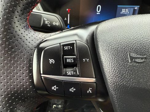 Used 2025 Ford Escape ST-Line image 31