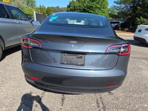 Used 2023 Tesla Model 3 Standard Range RWD image 3