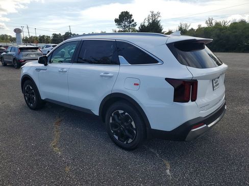 New 2026 Kia Sorento S w/ S Panoramic Sunroof Package image 3