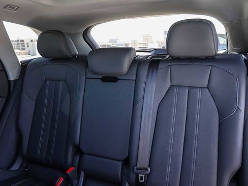 Used 2025 Audi Q5 Premium w/ Premium Plus AWD/4WD image 21
