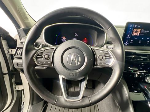 Used 2025 Acura MDX SH-AWD image 17