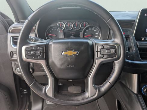 Used 2021 Chevrolet Suburban LS image 15