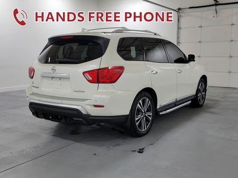 Used 2019 Nissan Pathfinder Platinum w/ Cargo Package image 9