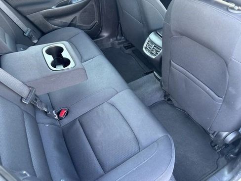 Used 2023 Chevrolet Malibu LT image 36
