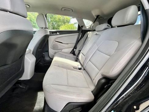 Used 2021 Hyundai Tucson SE FWD image 7