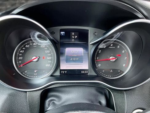 Used 2018 Mercedes-Benz GLC 300 4MATIC image 25
