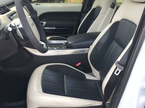 Used 2021 Land Rover Range Rover Sport HST AWD/4WD image 17