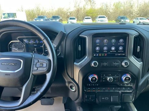 Used 2020 GMC Sierra 1500 Denali w/ Denali Ultimate Package image 11