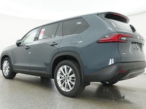 New 2026 Toyota Grand Highlander AWD image 21