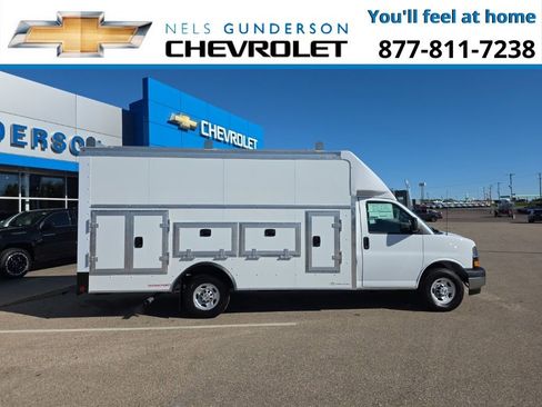 New 2025 Chevrolet Express 3500 w/ Power Convenience Package RWD image 7