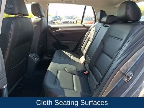 Used 2017 Volkswagen Golf S FWD image 19