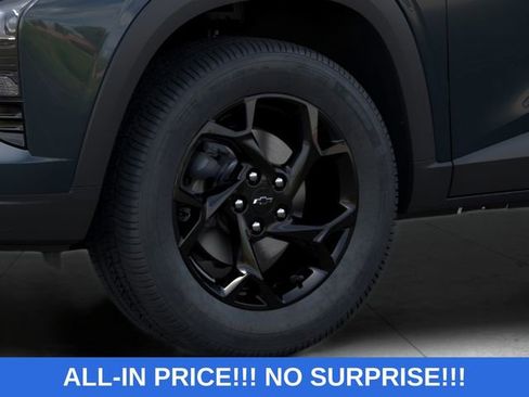 New 2026 Chevrolet Trax LT w/ Driver Confidence Package FWD image 9