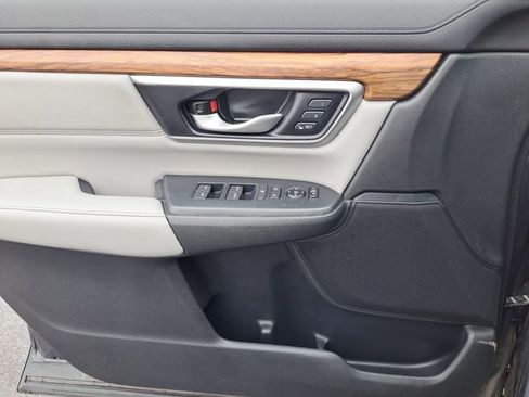 Certified 2019 Honda CR-V Touring image 19