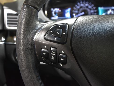 Used 2018 Lincoln MKT AWD w/ Technology Package image 19