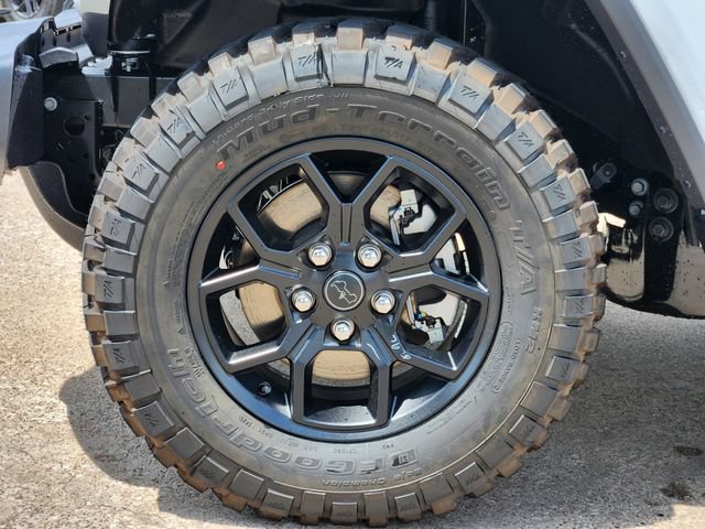 New 2026 Jeep Gladiator Sport AWD/4WD image 7