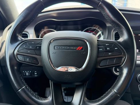Used 2021 Dodge Charger SXT RWD image 12