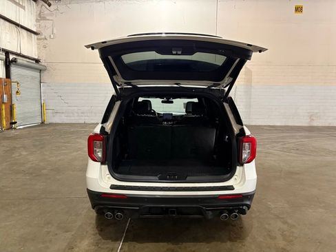 Used 2022 Ford Explorer ST w/ Equipment Group 401A image 13