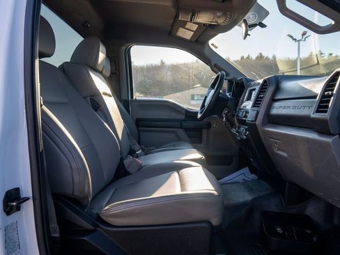 Used 2018 Ford F350 XL w/ Power Equipment Group image 12