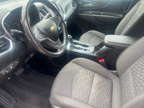 Used 2021 Chevrolet Equinox LT FWD image 10