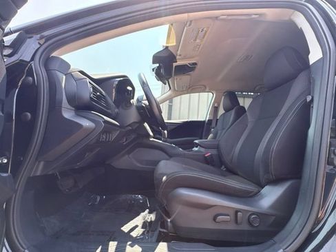 Used 2023 Subaru Outback Premium AWD/4WD image 40