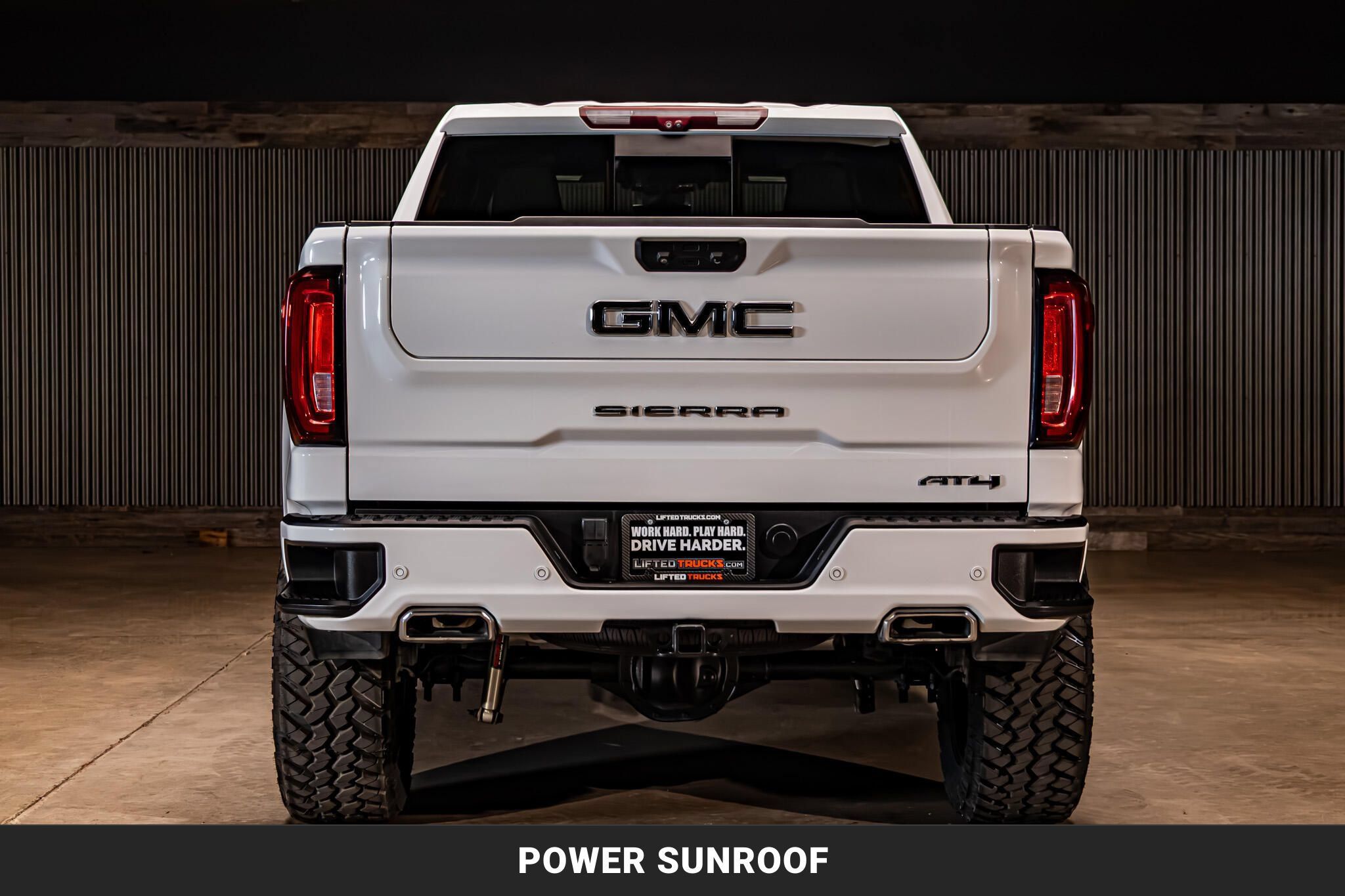 Used 2023 GMC Sierra 1500 AT4 w/ AT4 Premium Package AWD/4WD image 8