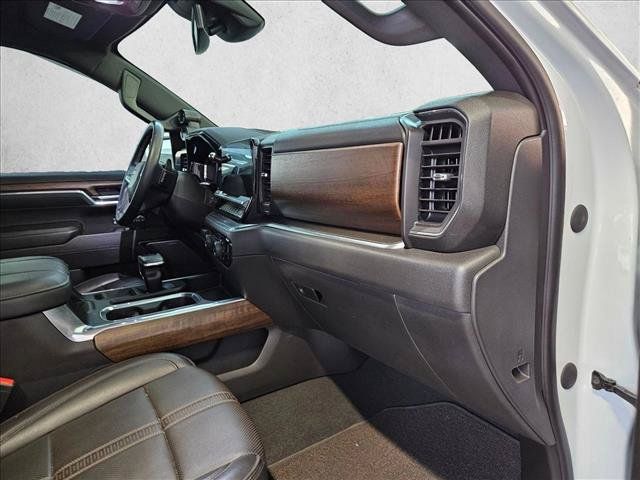 Used 2023 Chevrolet Silverado 1500 High Country w/ Z71 Off-Road Package AWD/4WD image 14