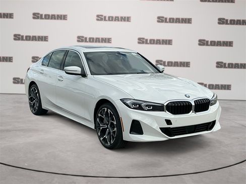New 2026 BMW 330i xDrive Sedan w/ Convenience Package image 7