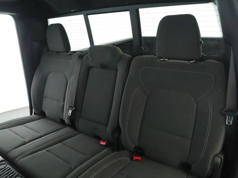Used 2024 RAM 1500 Big Horn AWD/4WD image 5