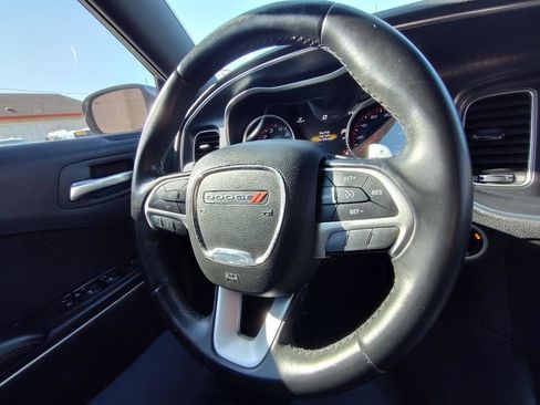 Used 2015 Dodge Charger SXT image 20