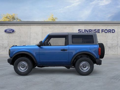 New 2026 Ford Bronco 2-Door AWD/4WD image 3