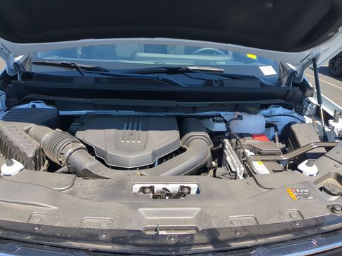 Used 2026 Chevrolet Traverse High Country FWD image 35