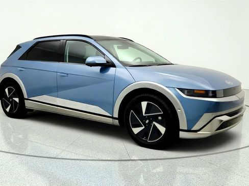 Used 2025 Hyundai Ioniq 5 Limited RWD image 3