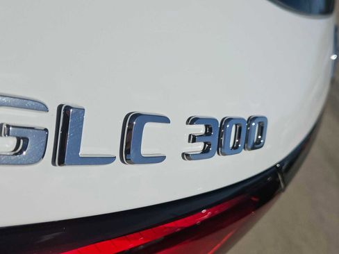 New 2026 Mercedes-Benz GLC 300 image 12
