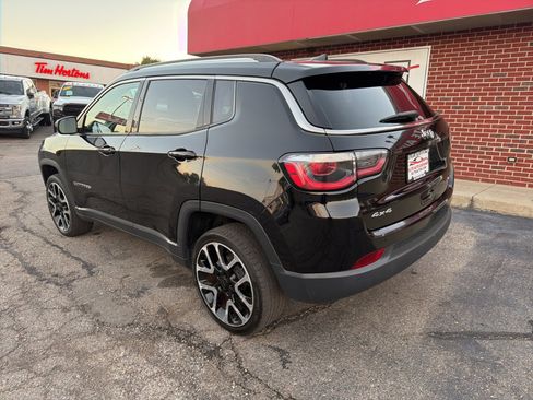 Used 2018 Jeep Compass Limited w/ Navigation Group image 4