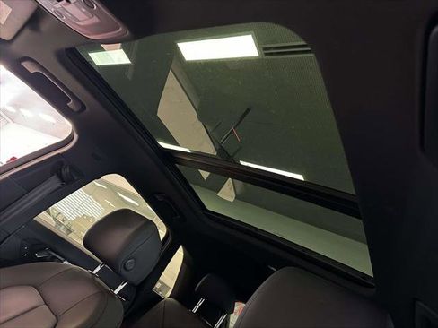 Used 2022 Audi Q3 2.0T Premium Plus w/ Premium Plus Package image 19