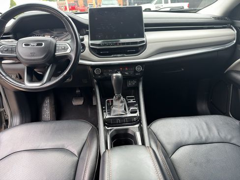 Used 2022 Jeep Compass Limited AWD/4WD image 12