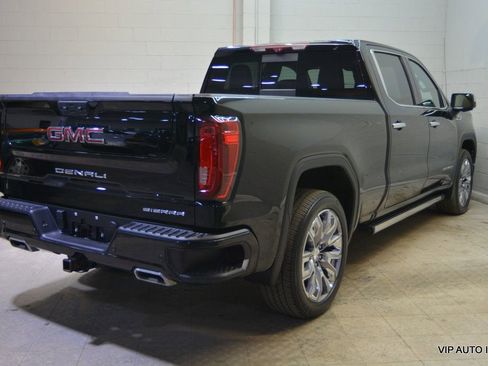 Used 2022 GMC Sierra 1500 Denali w/ Denali Reserve Package image 4