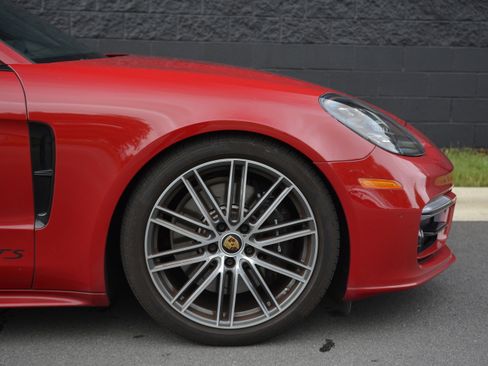 Certified 2023 Porsche Panamera GTS AWD/4WD image 11