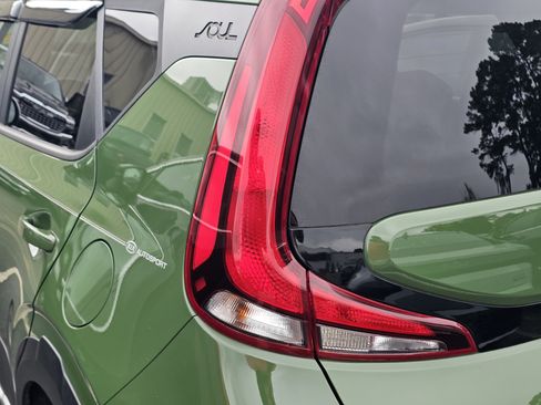 Used 2022 Kia Soul X-Line FWD image 9