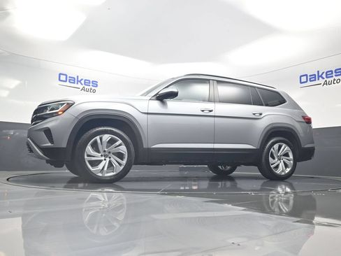 Used 2023 Volkswagen Atlas SE AWD/4WD image 43