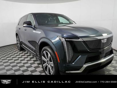 Certified 2025 Cadillac Escalade IQ Luxury 2 w/ LPO, Premium Carpet Package