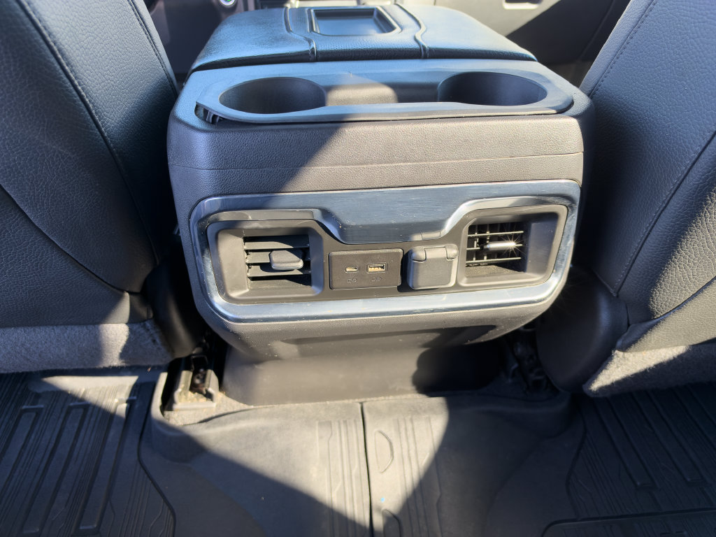 Used 2022 GMC Sierra 1500 Denali w/ Denali Premium Package AWD/4WD image 19