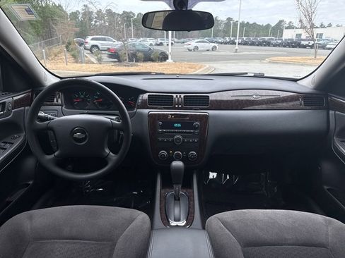 Used 2016 Chevrolet Impala Limited LS image 16