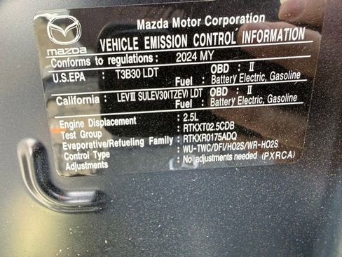 Used 2024 MAZDA CX-90 Plug-In Hybrid w/ Preferred image 10
