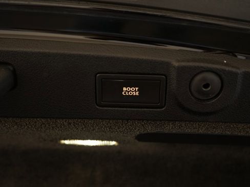 Used 2013 Bentley Continental GT image 26