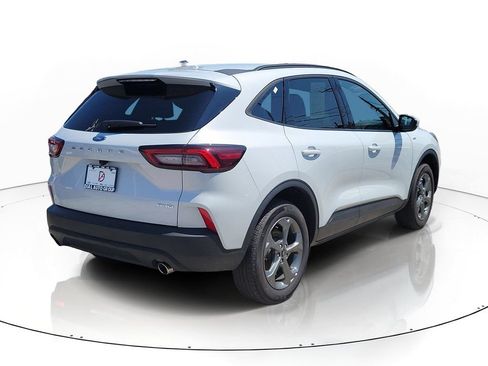 Used 2025 Ford Escape ST-Line Select AWD/4WD image 4