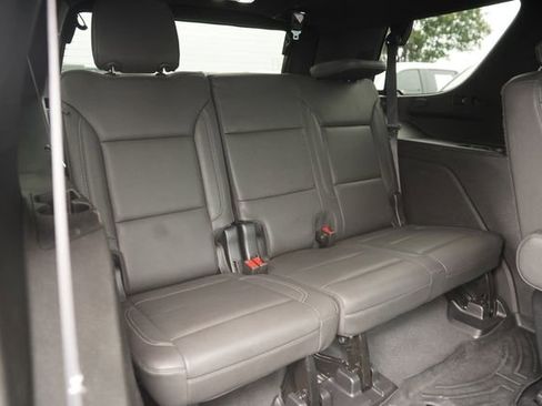 Used 2023 Chevrolet Tahoe Z71 AWD/4WD image 15