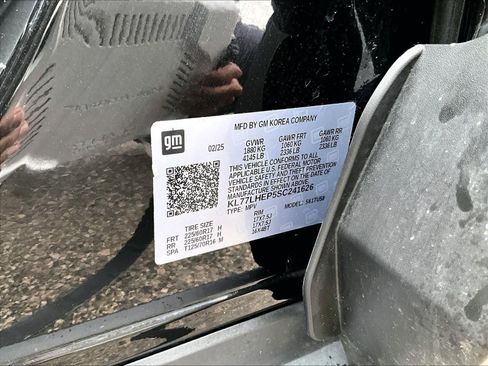 Used 2025 Chevrolet Trax LT w/ LT Convenience Package image 33