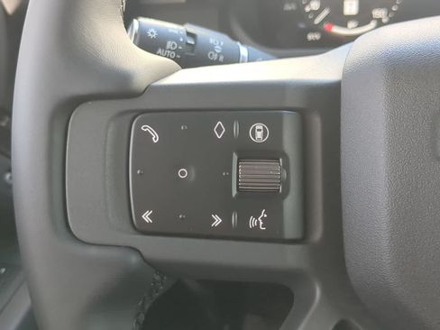 New 2026 Land Rover Defender 110 X-Dynamic SE AWD/4WD image 26