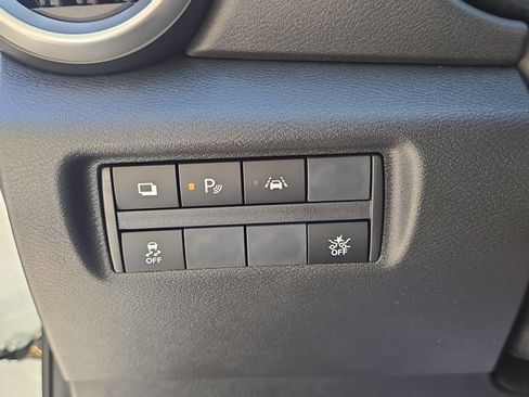 New 2025 Nissan Versa S w/ Trunk Package FWD image 26